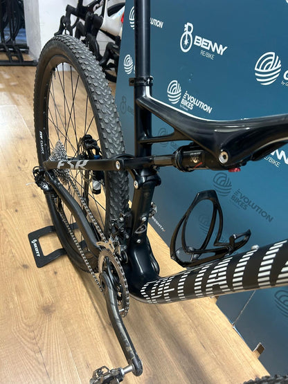 Tamaño de élite épico especializado M - Usado