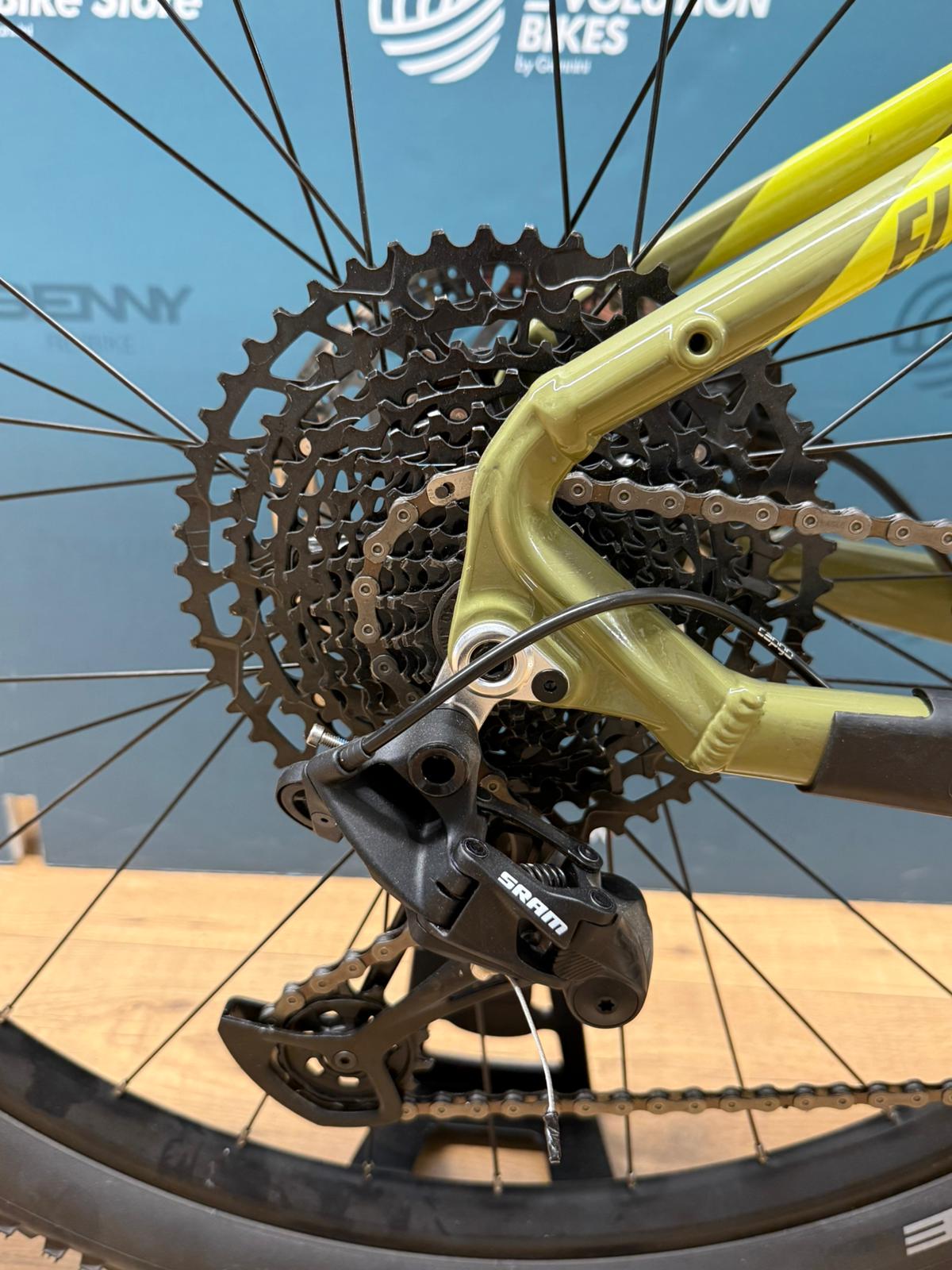 Corratec E-Power X-Vert LTD GENT 750Wh Taille 44 - Démo-Test