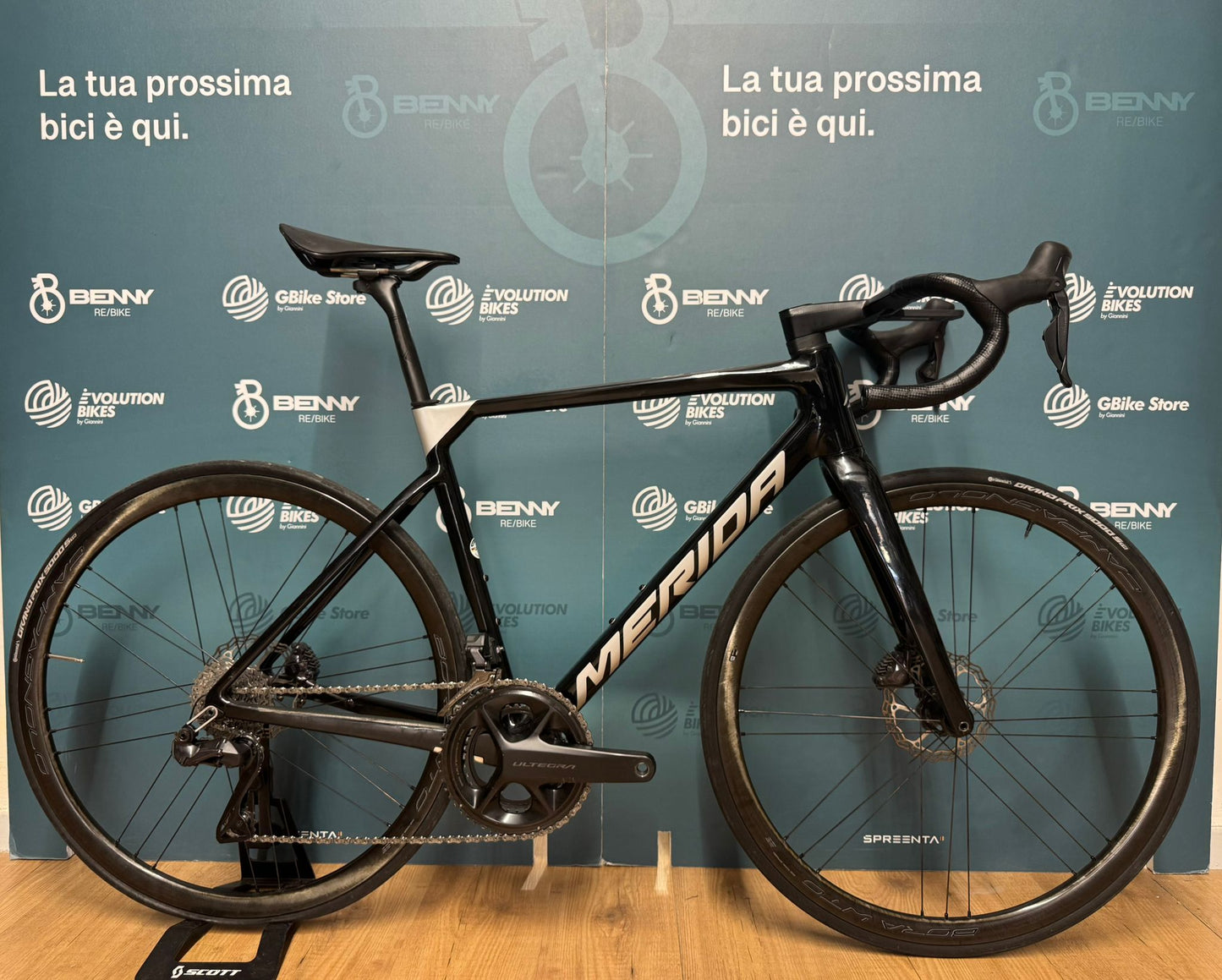 Merida Scultura 8000 Ultegra Di2 12v Size M - Used