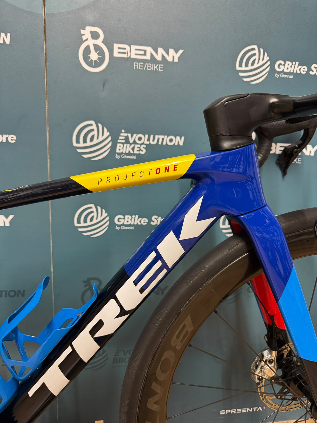 Trek Madone SLR 9 Gen 8 Red E1 Taglia XS - Usata