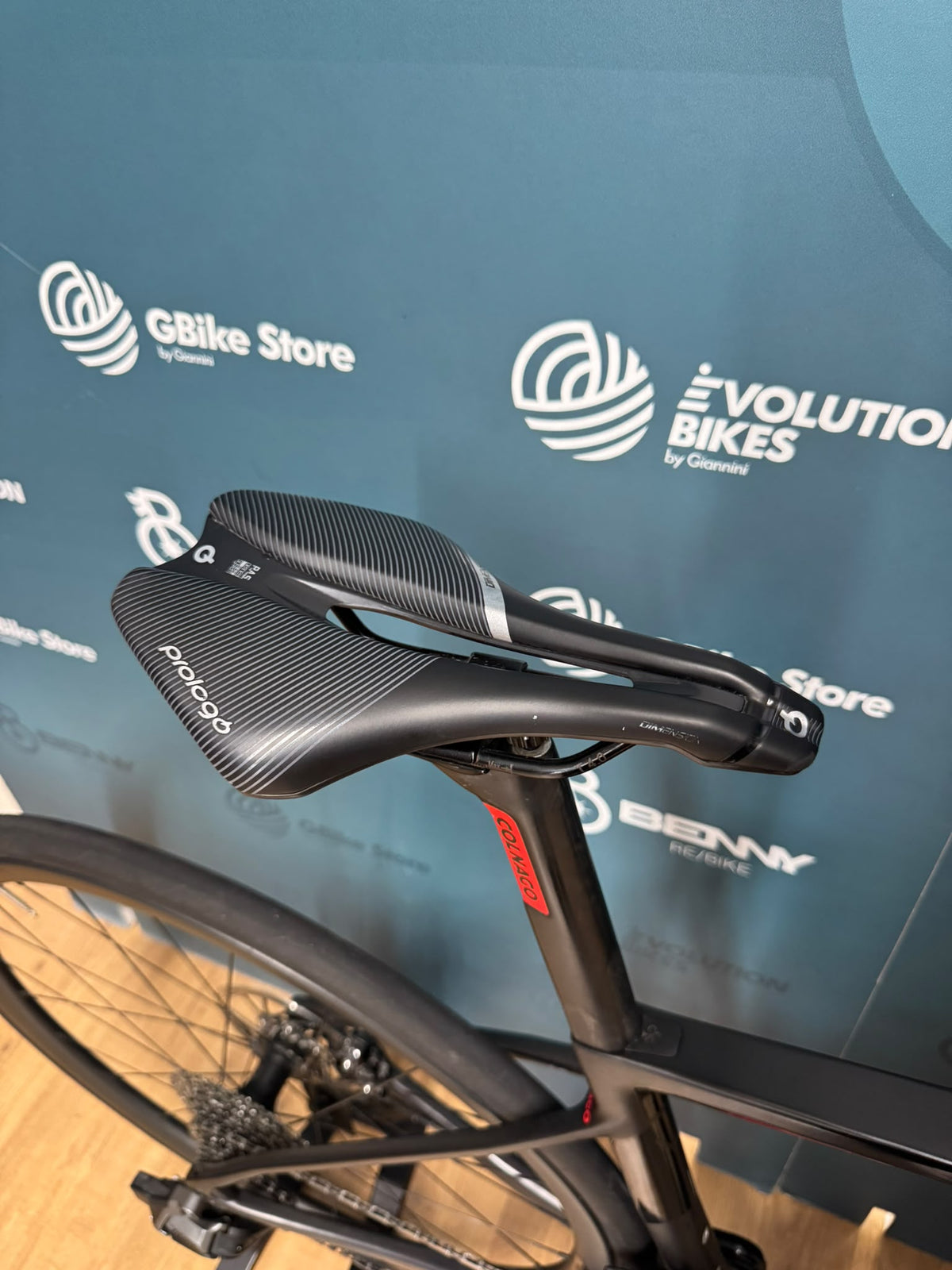 Colnago V3 Disc AXS Taglia 45S - Usata