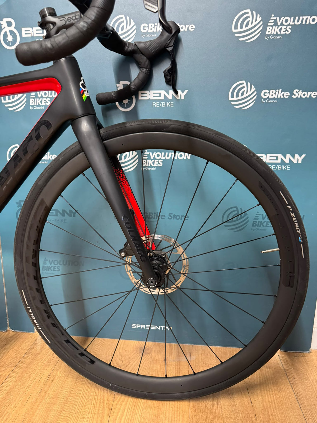Colnago V3 Disc AXS Taglia 45S - Usata