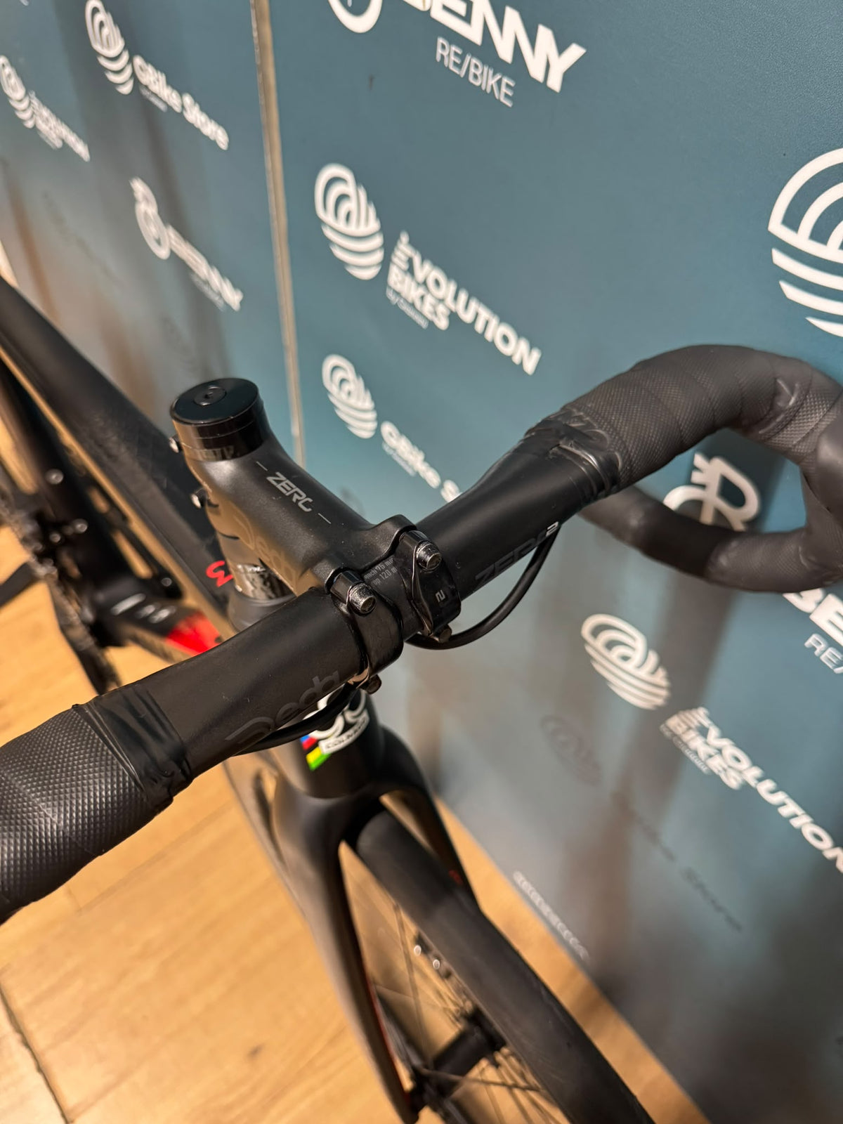 Colnago V3 Disc AXS Taglia 45S - Usata