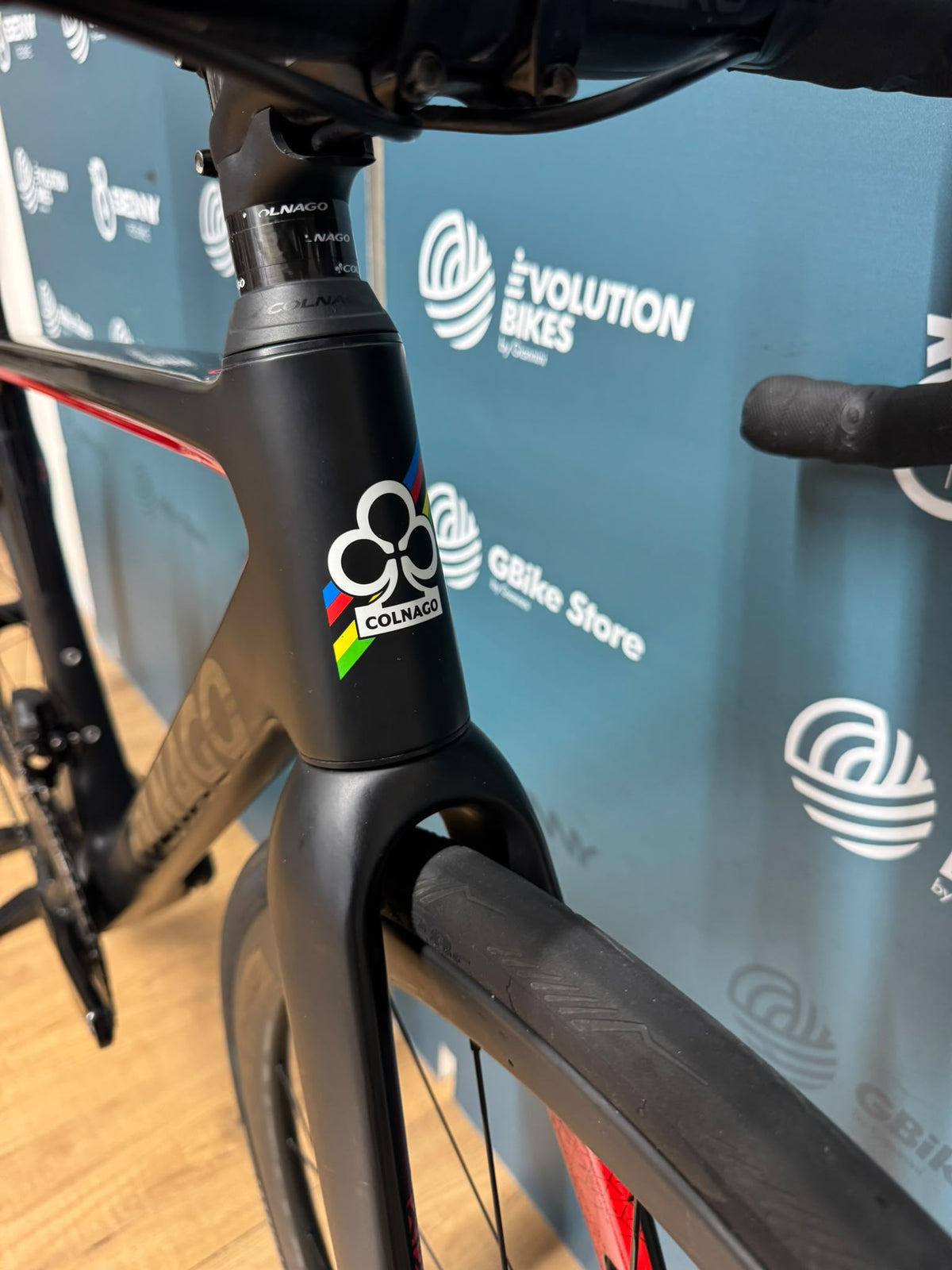 Colnago V3 Disc AXS Taglia 45S - Usata