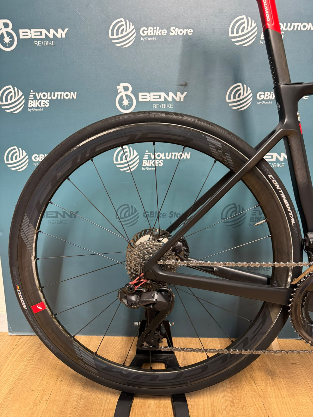 Colnago V4Rs UAE Team Emirates Taglia 485 - Usata