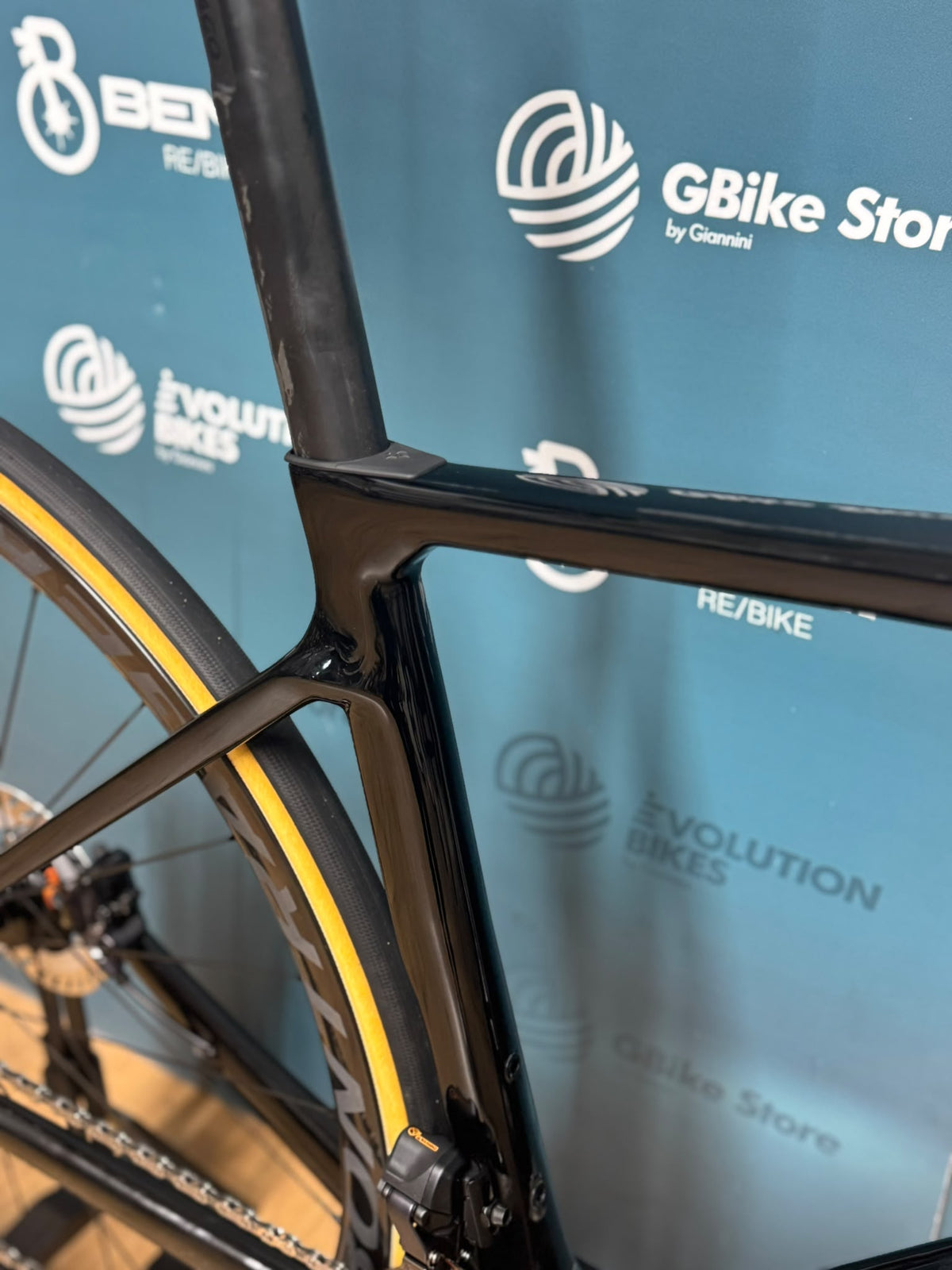 Colnago V4Rs Ultegra Di2 12v Taglia 455 - Usata
