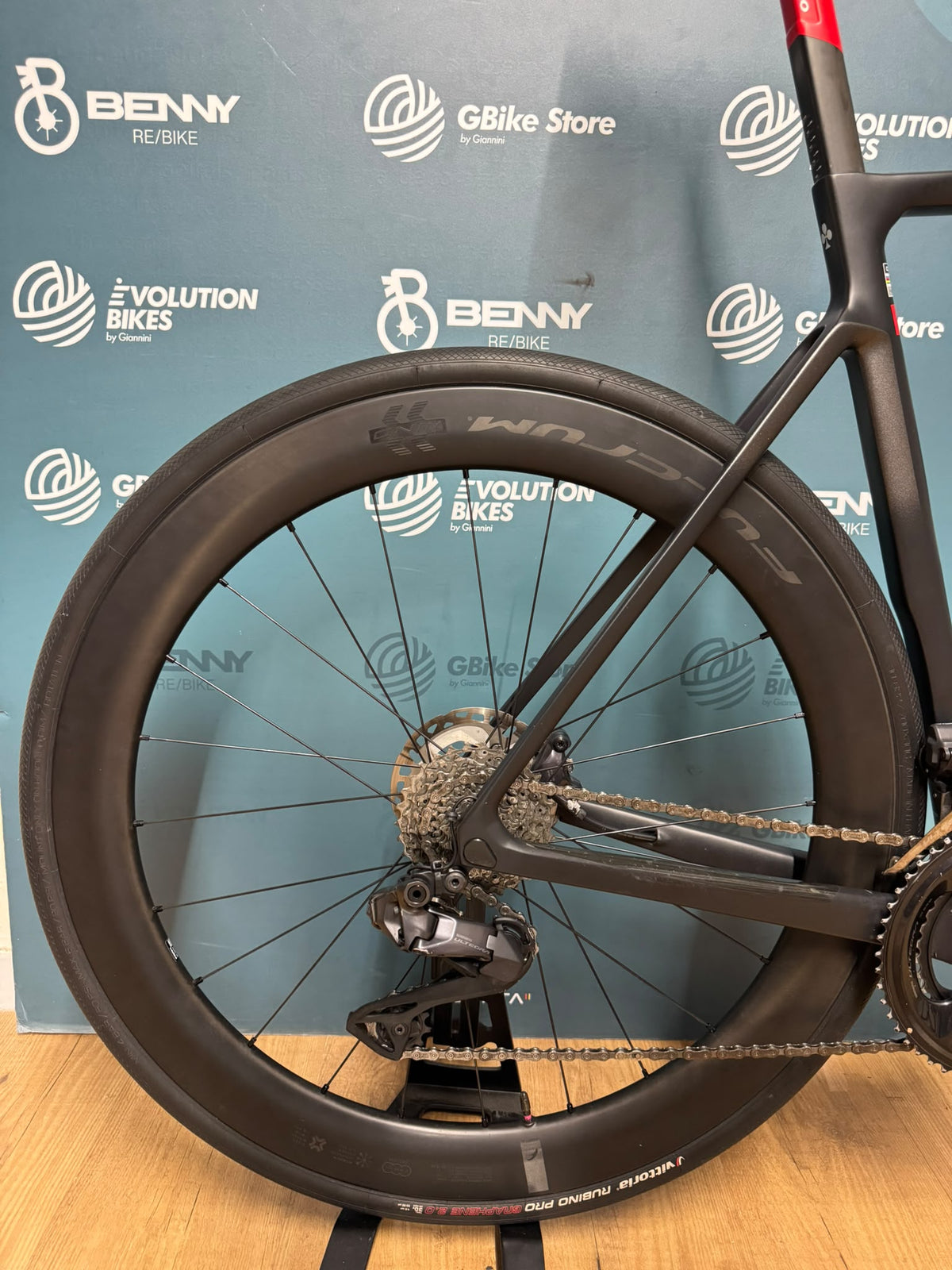 Colnago V4Rs UAE Team Emirates Taglia 550 - Usata