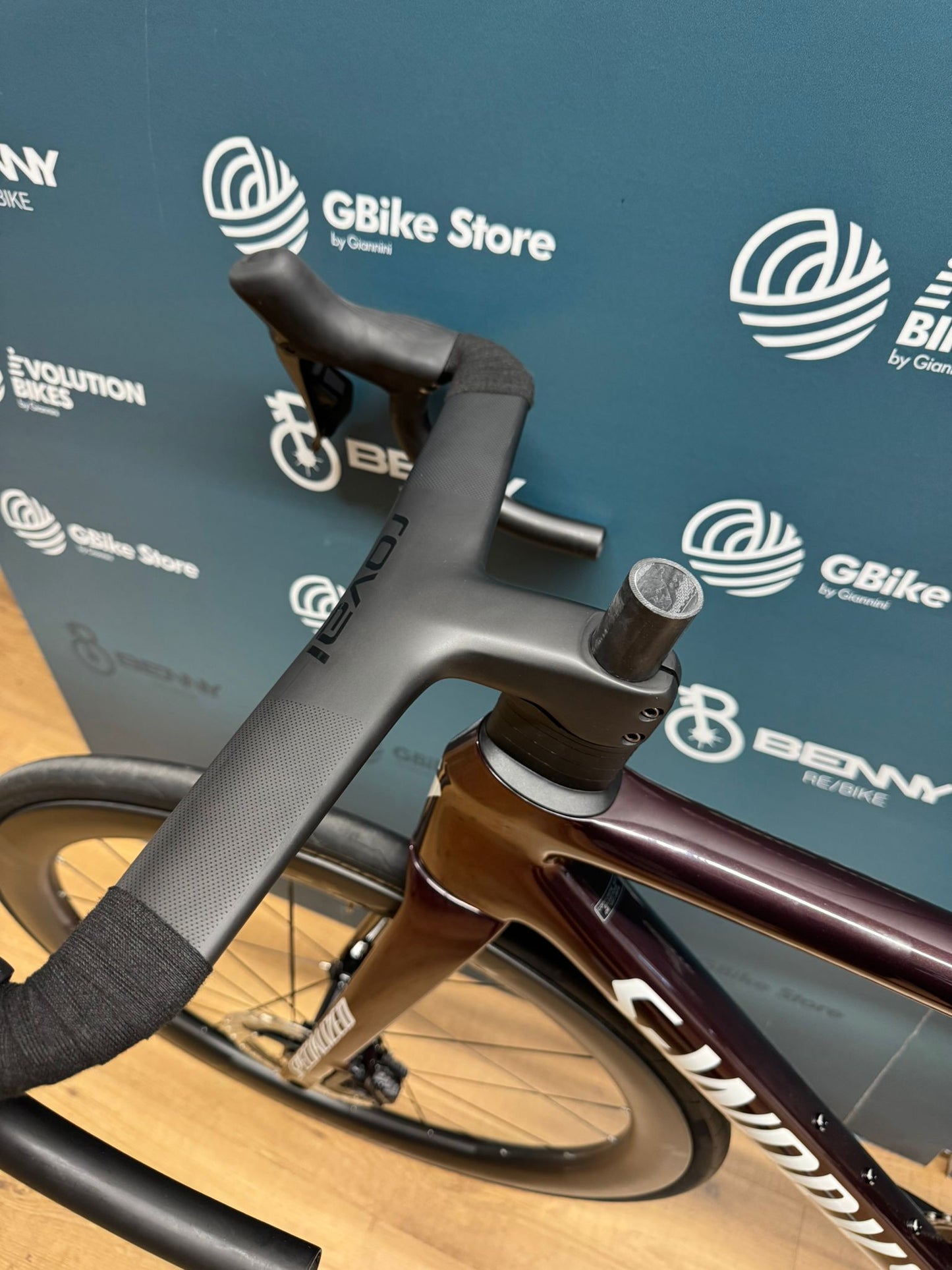 S-Works SL8 Tarmac Dura-Ace Di2 12v Taille 52 - Test de démonstration