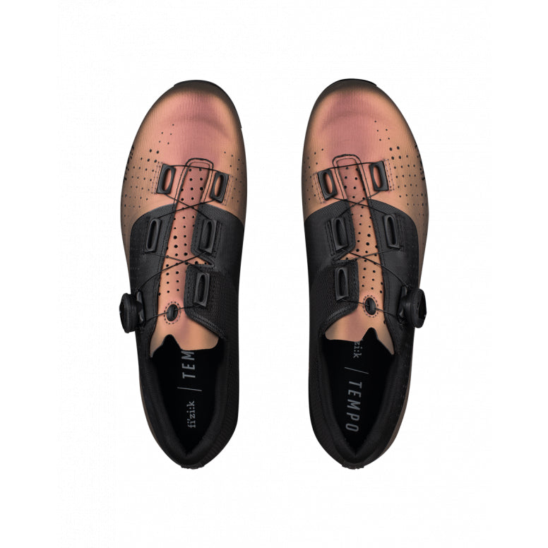 Opalizujące buty Fizik Tempo Overcurve R4