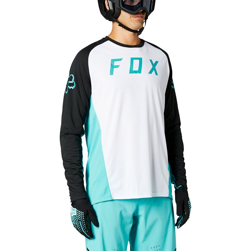 Fox defiende la camisa LS